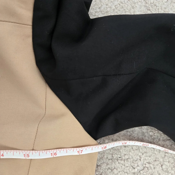 BANANA REPUBLIC black/ beige lightweight cropped jacket. Size 6P - Picture 10 of 11